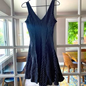 ZARA. mini. dress. size small. black/white. monochrome. low-cut.
